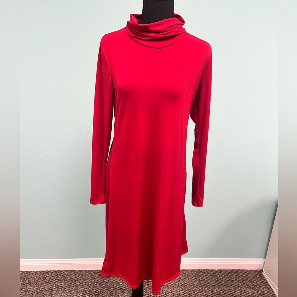 Bella flore long sleeve turtleneck dress in red size M. NWOT